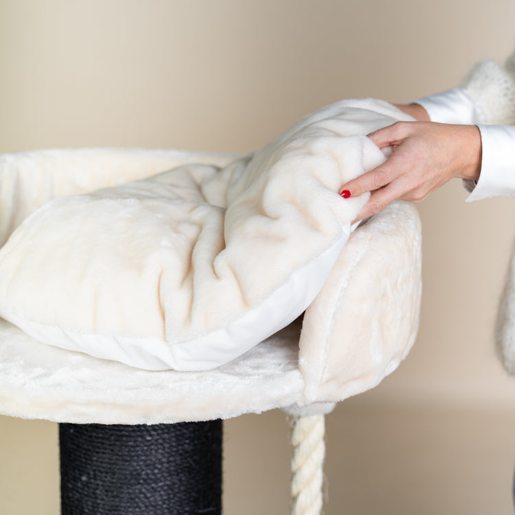 Cat Tree Chartreux Blackline (Beige)