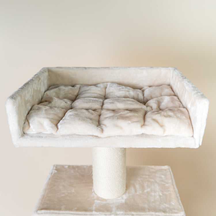 Cat Scratcher Maine Coon Lounge Retreat (Beige)
