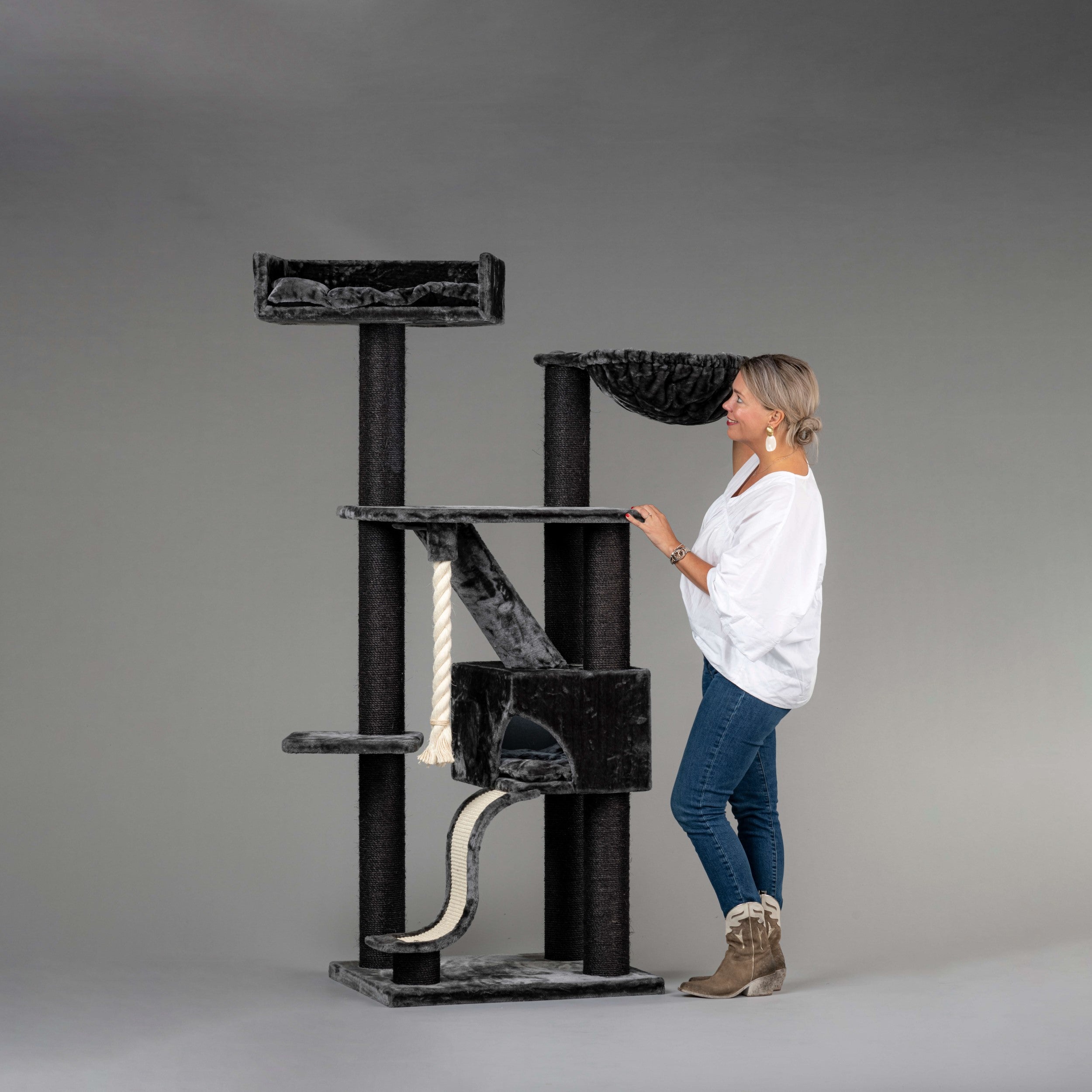 Kilimandjaro Blackline Light Grey Cat Tree for large cats from RHR Pets