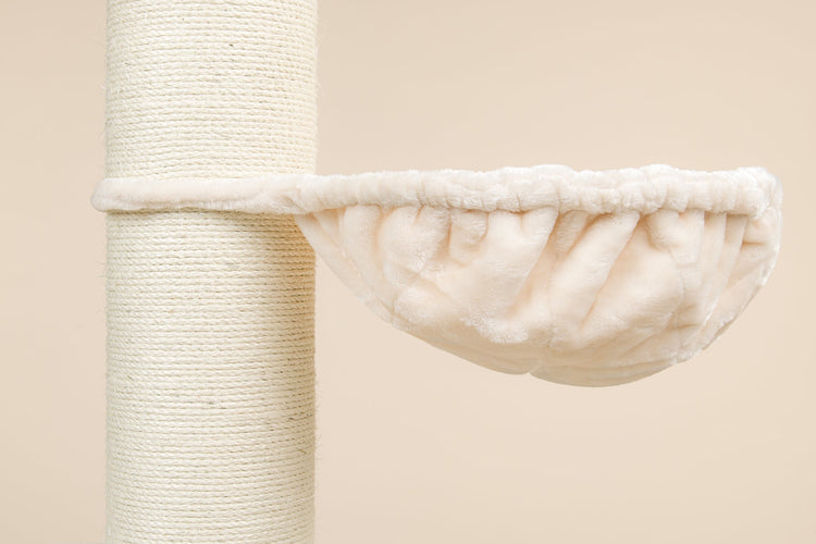 Cat Tree Maine Coon Sleeper de Luxe (Cream)