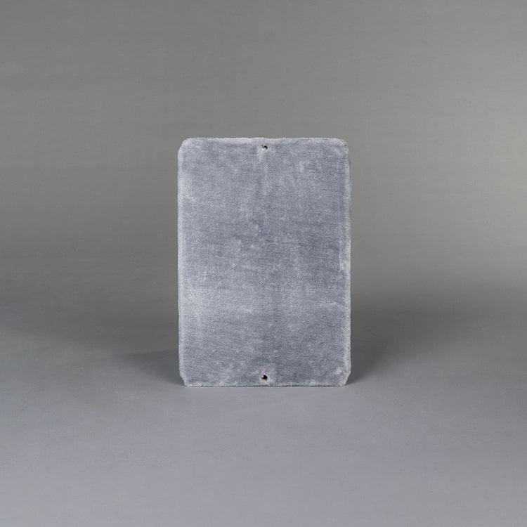 Scratching Barrel Middle Panel, Penthouse 47 x 35 cm (Light Grey)