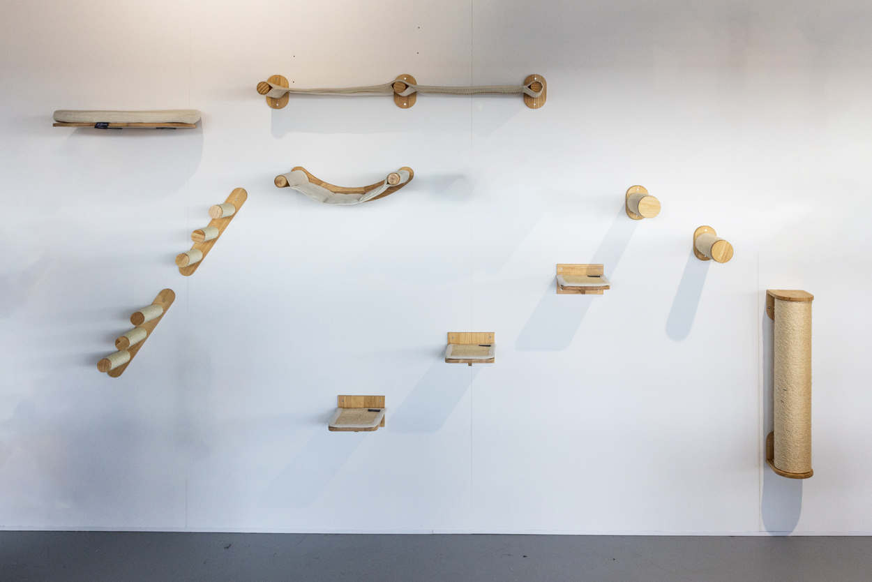 Everest Cream | Cat wall climbing and wall system set from RHR Pets