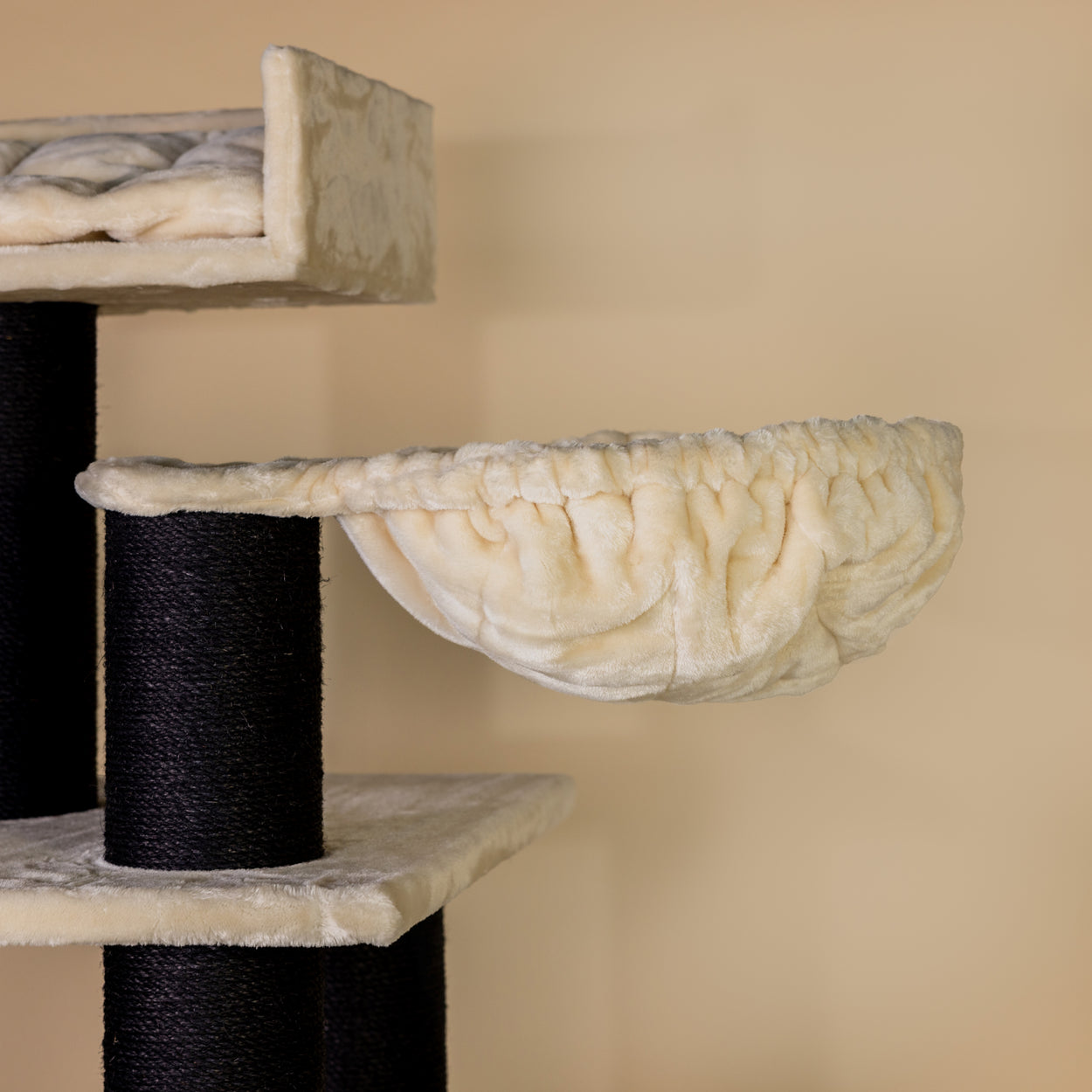 Cat Tree Cat Paradise Blackline (Cream)