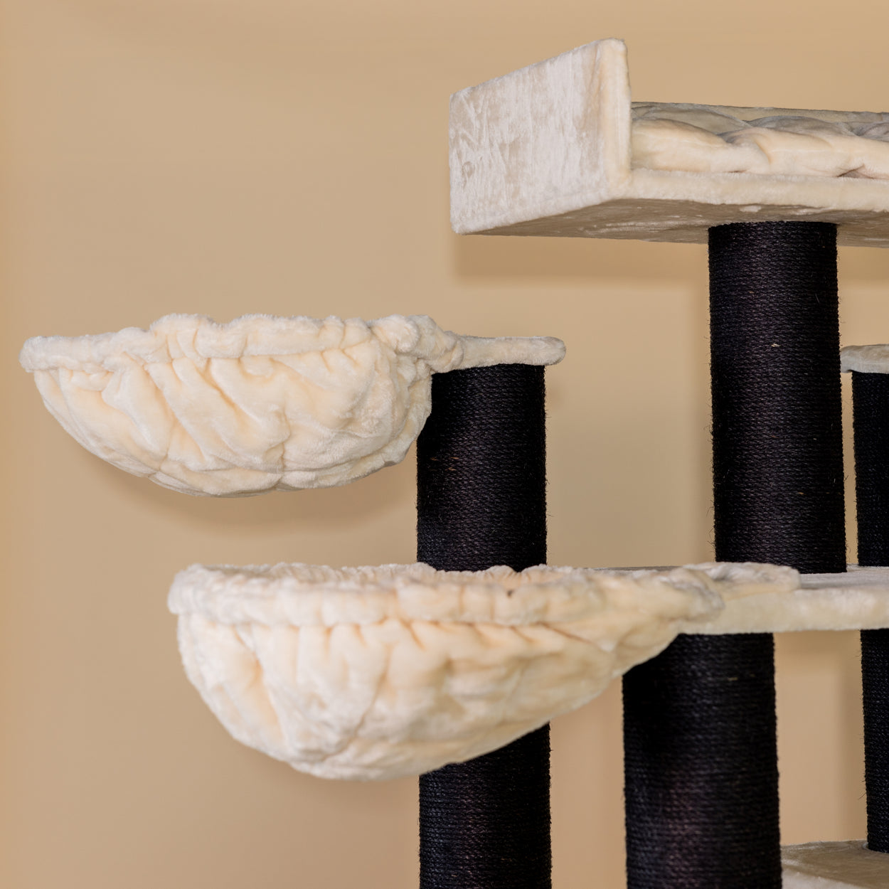 Cat Tree Cat Paradise Blackline Plus (Cream)