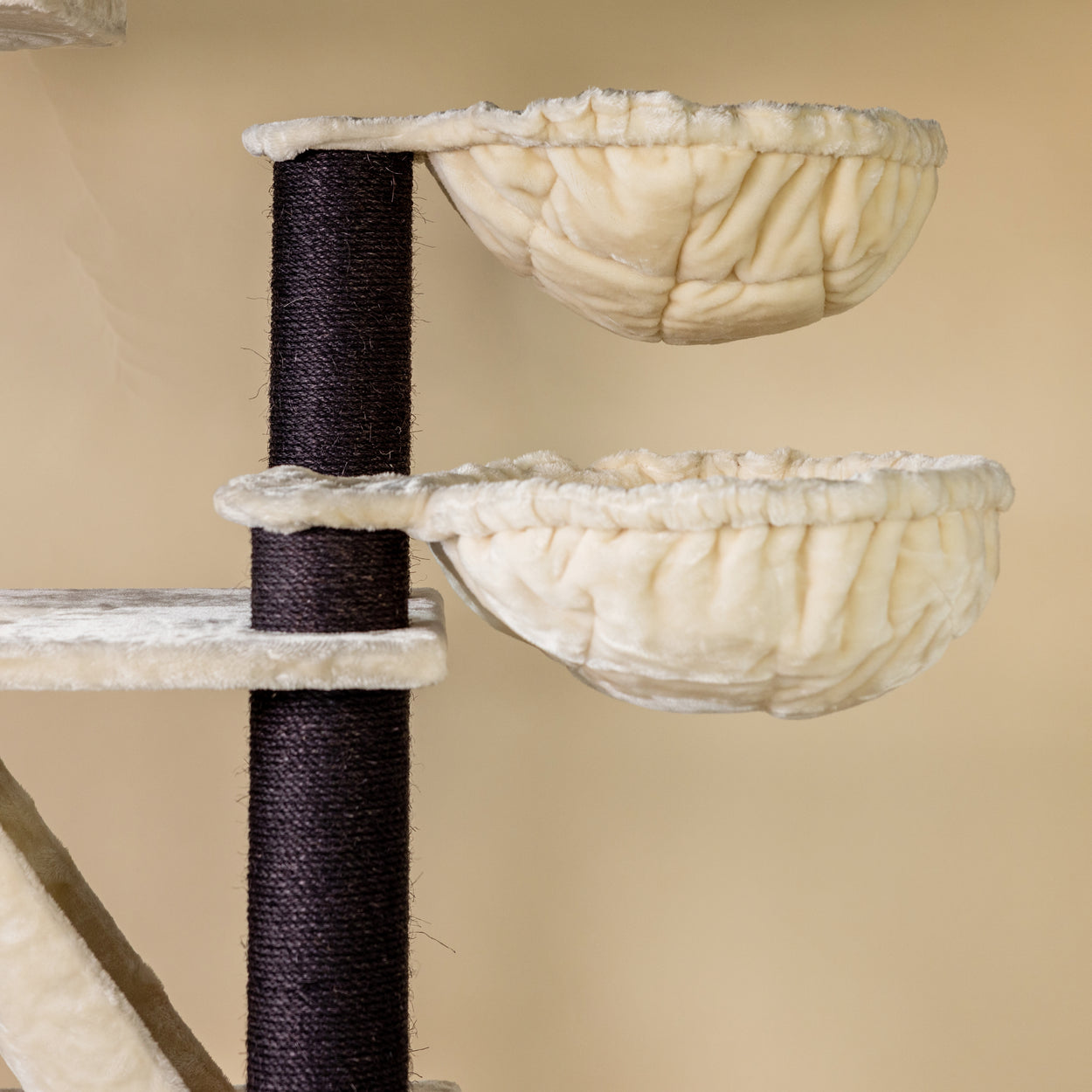 Cat Tree Cat Penthouse Blackline Plus (Cream)