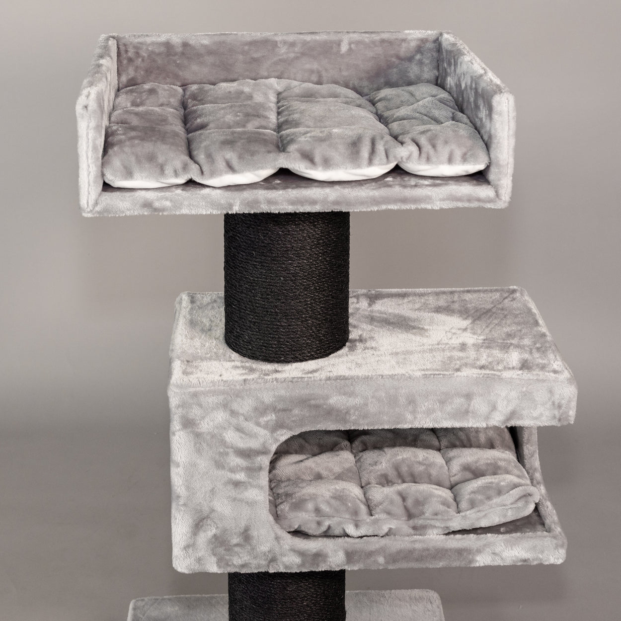 Cat Scratcher Maine Coon Lounge Retreat Blackline (Light Grey)