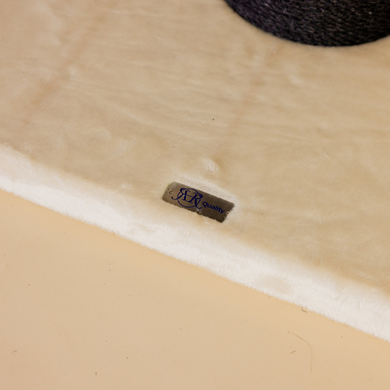 Cat Tree Royalty Blackline Crown Plus (Beige)