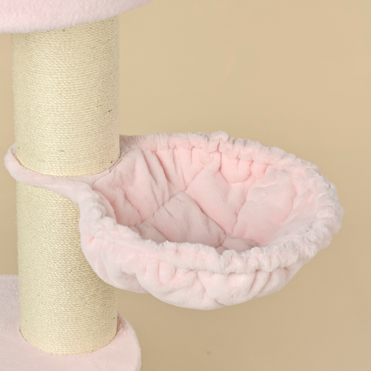 Cat Tree Maine Coon Sleeper de Luxe (Pink Teddy)