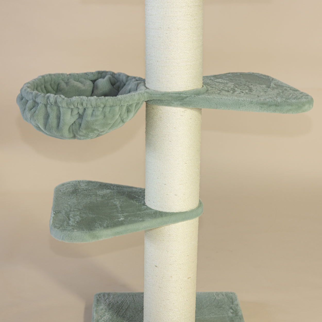 Cat Tree Royalty Plus (Pistachio Teddy)