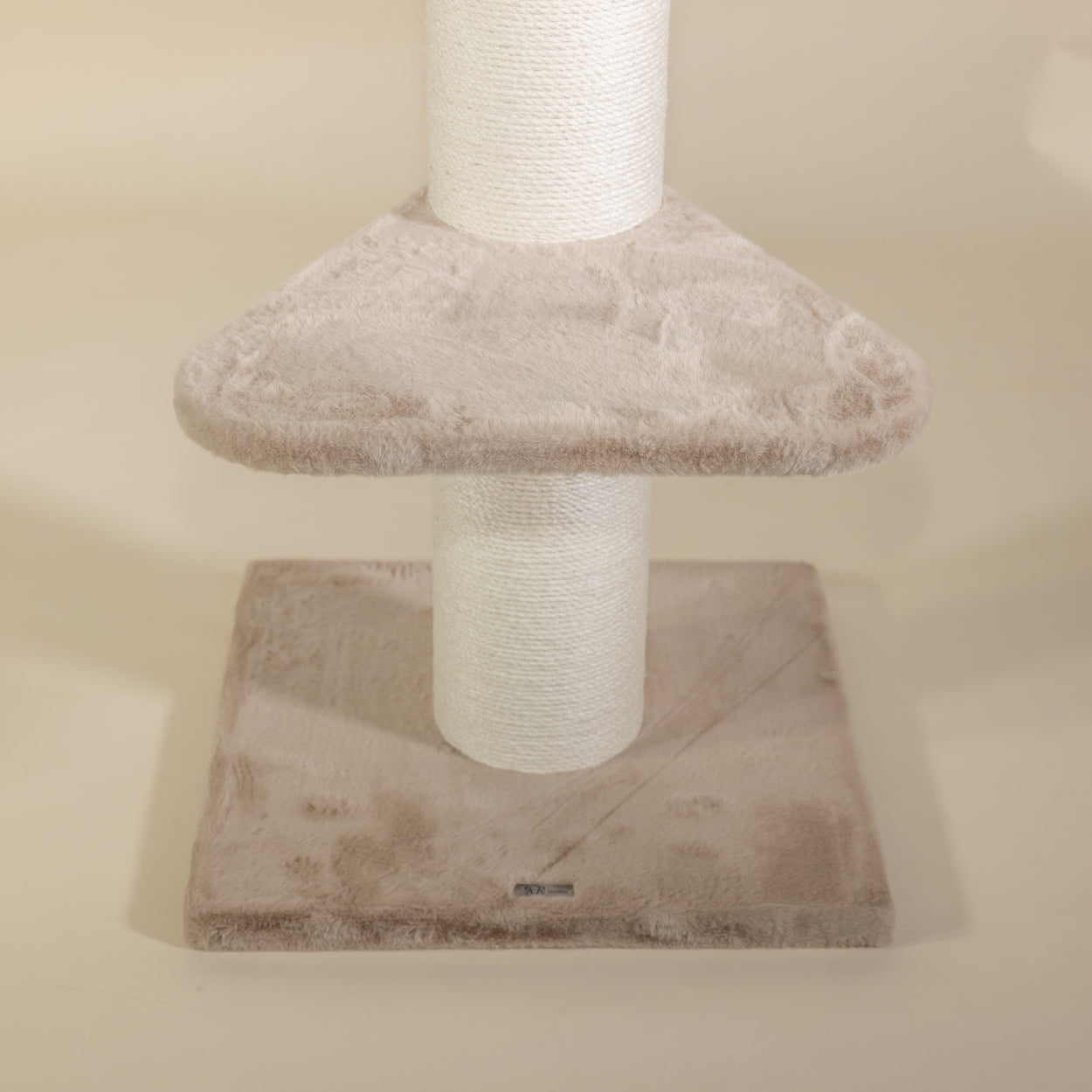 Large, Cappuccino Lying Area Step Triangular (for 12, 15 or 20 cm poles)