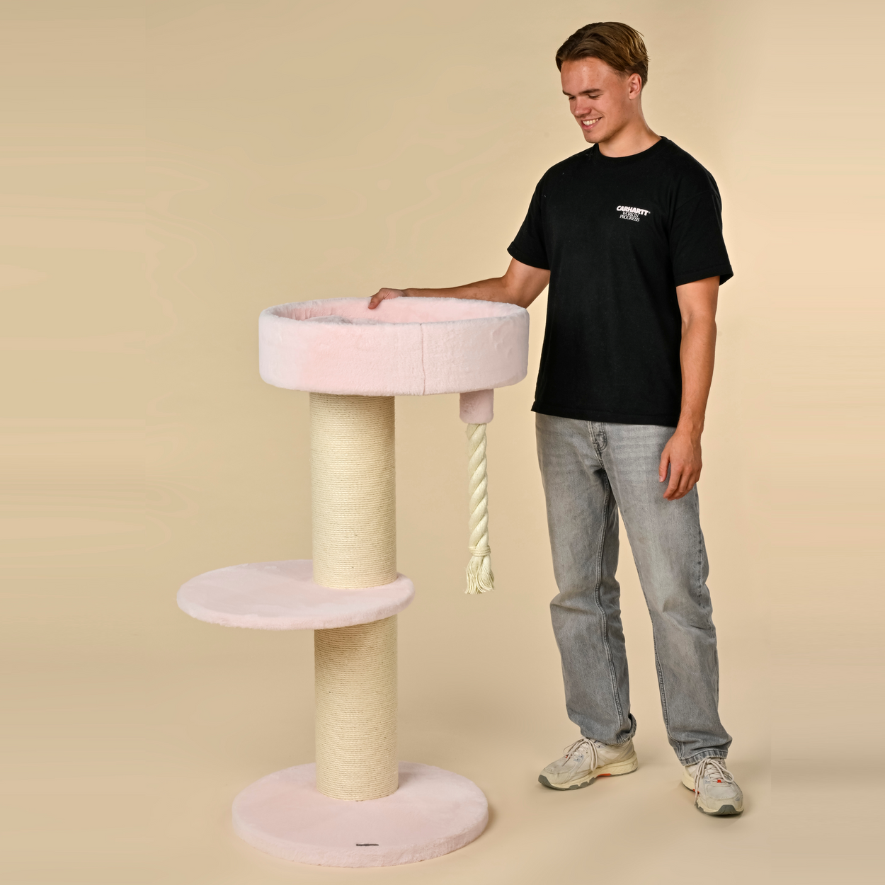 Cat Tree Maine Coon Lounge Sleeper (Pink Teddy)