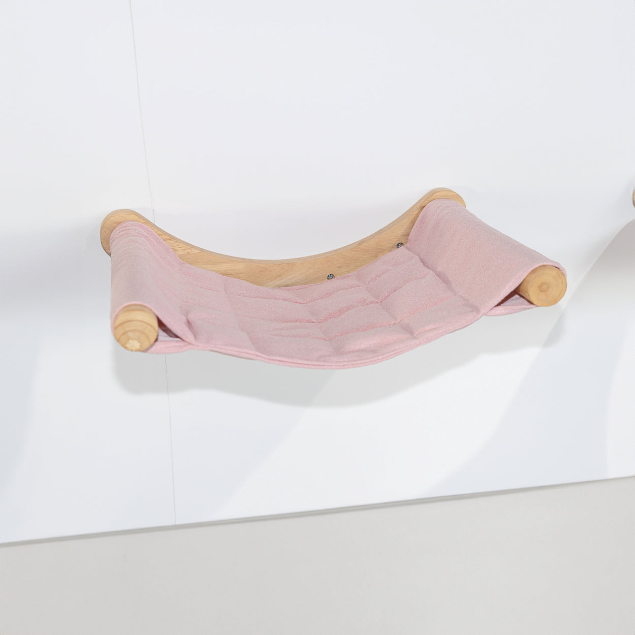 Wall-mounted Cat Climbing Wall - Luxury Hammock XXL (Pink)
