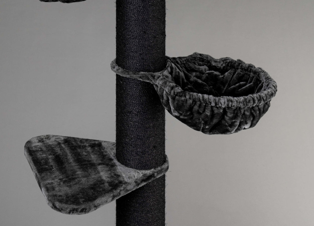 Large, Dark Grey Lying Area Step Triangular (for 12, 15 or 20 cm poles)