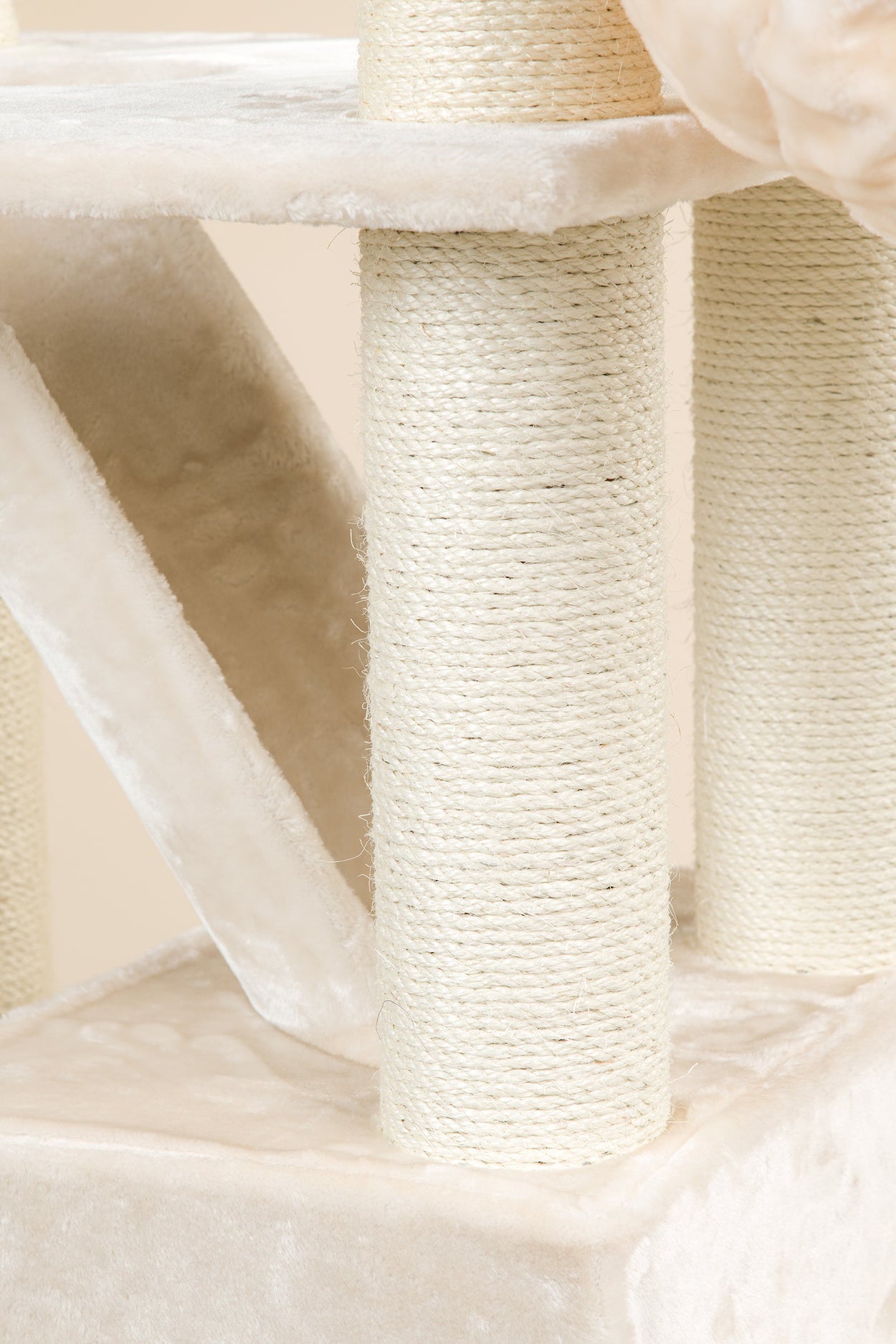 Cat Tree Kilimandjaro de Luxe Plus (Cream)