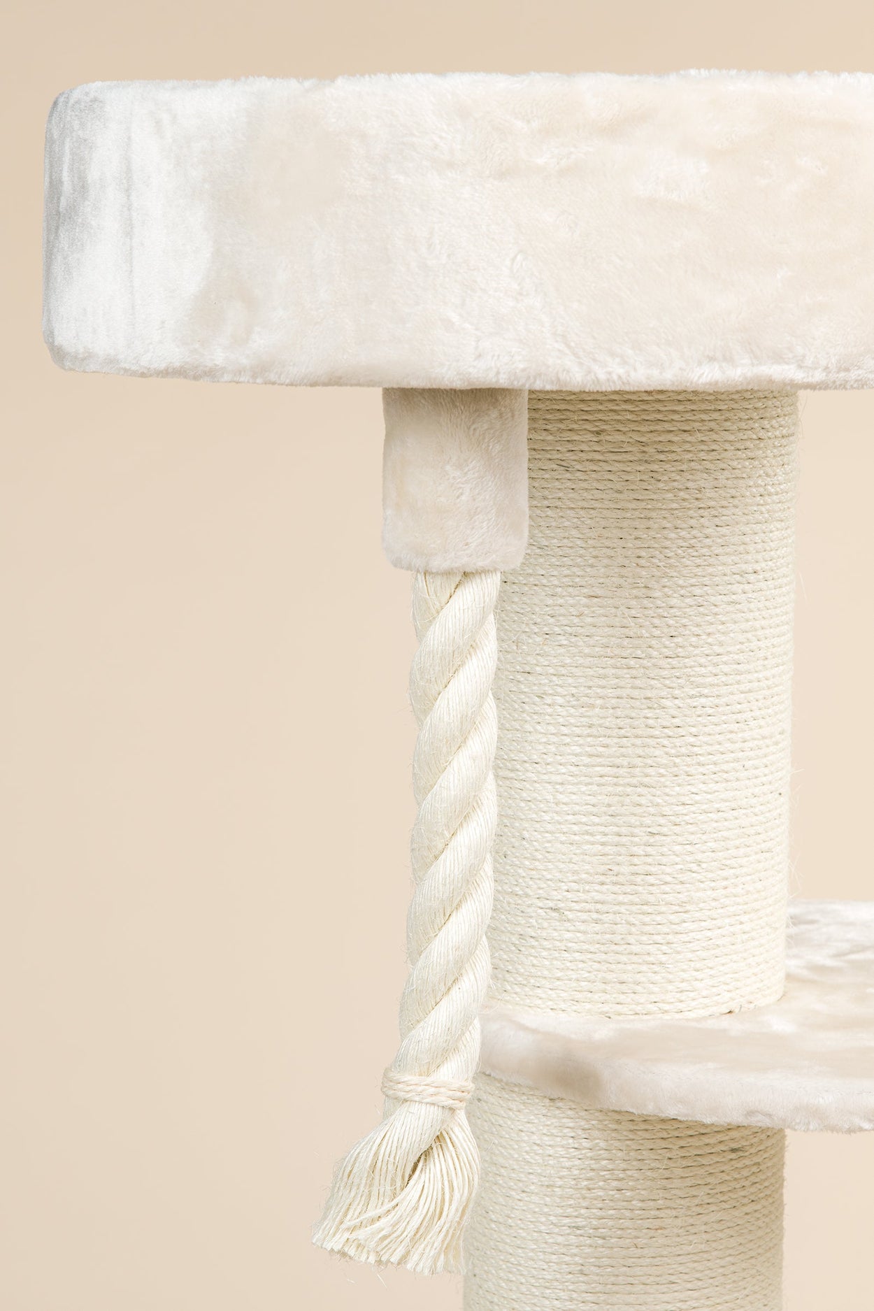Cat Tree Maine Coon Sleeper (Cream)