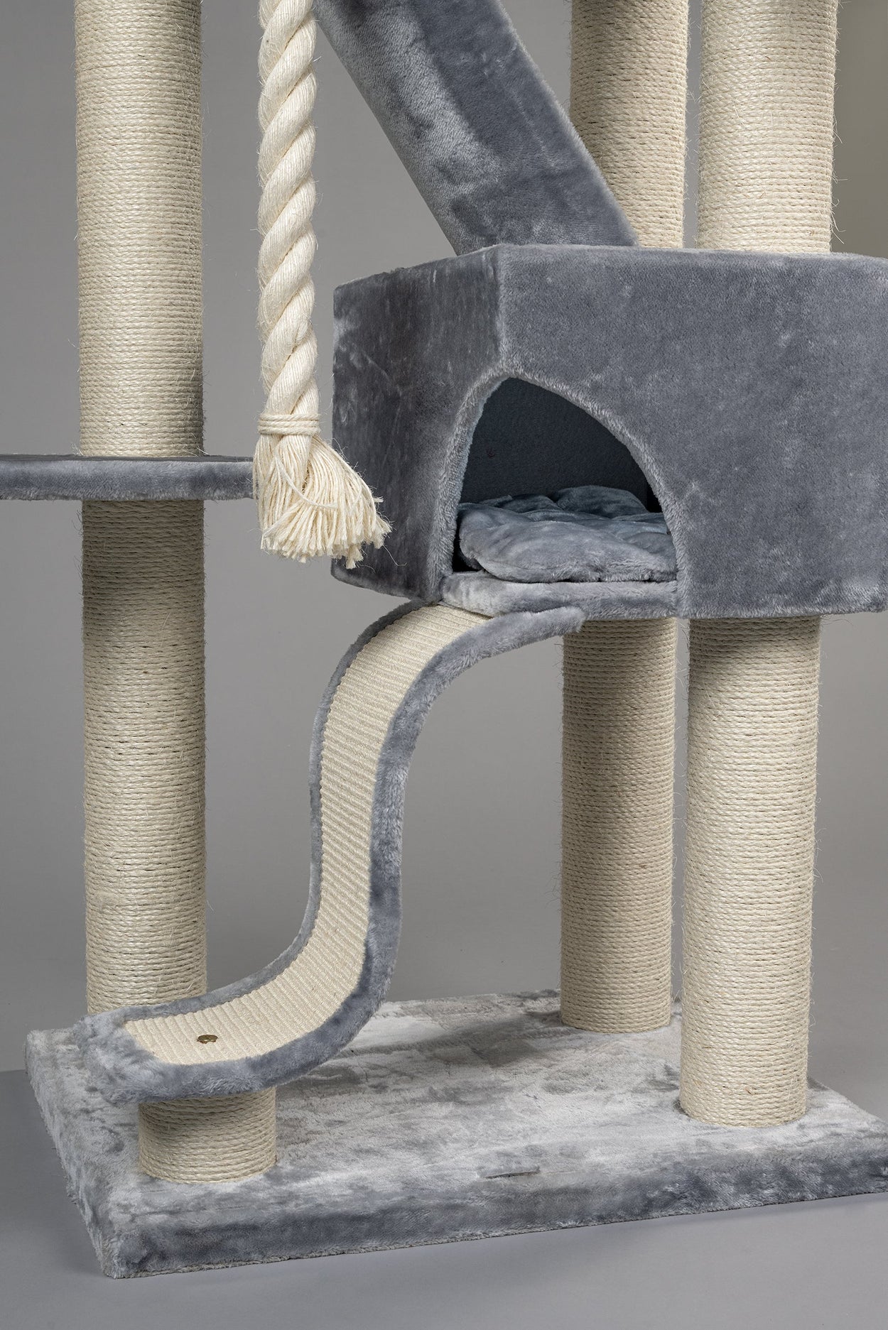 Cat Tree Kilimandjaro de Luxe Crown (Light Grey)