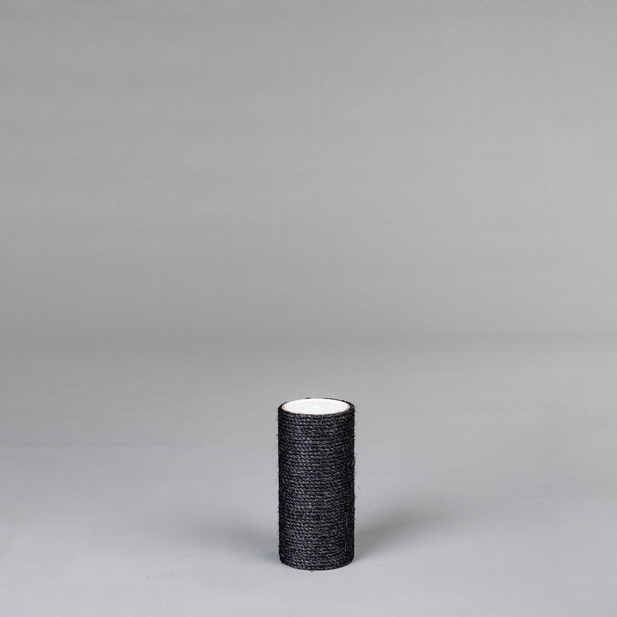 Sisal Pole 30 cm x 12 cmØ - M8 (Blackline)