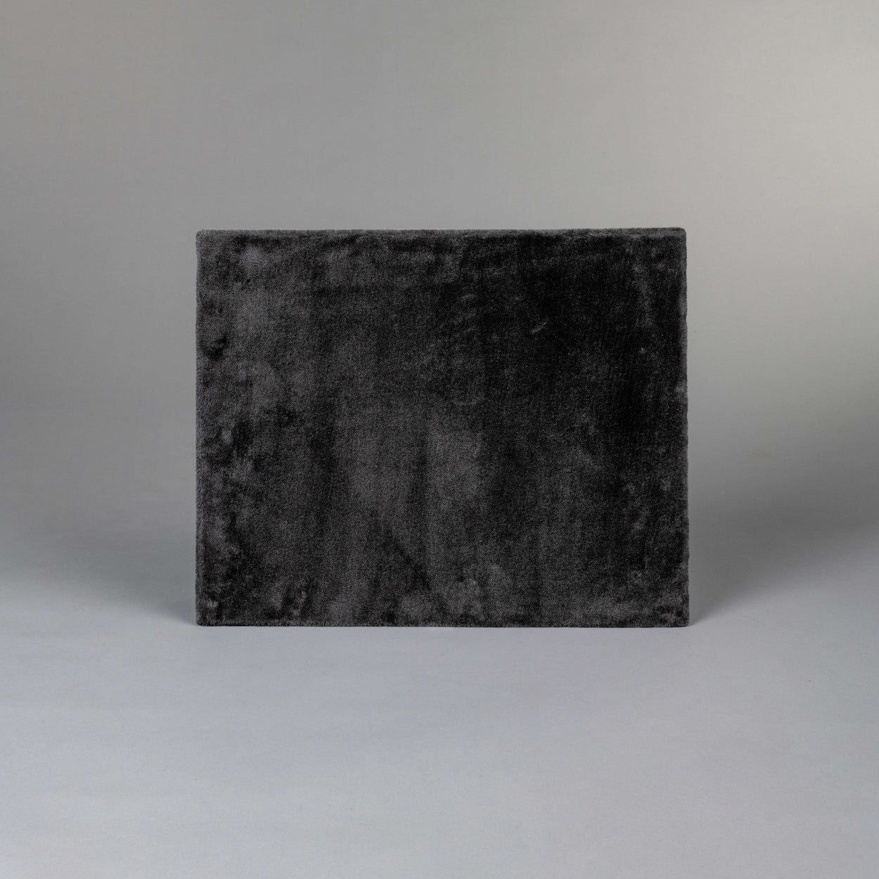 Middle Panel Dark Grey, Corner Coon 60 x 50 cm