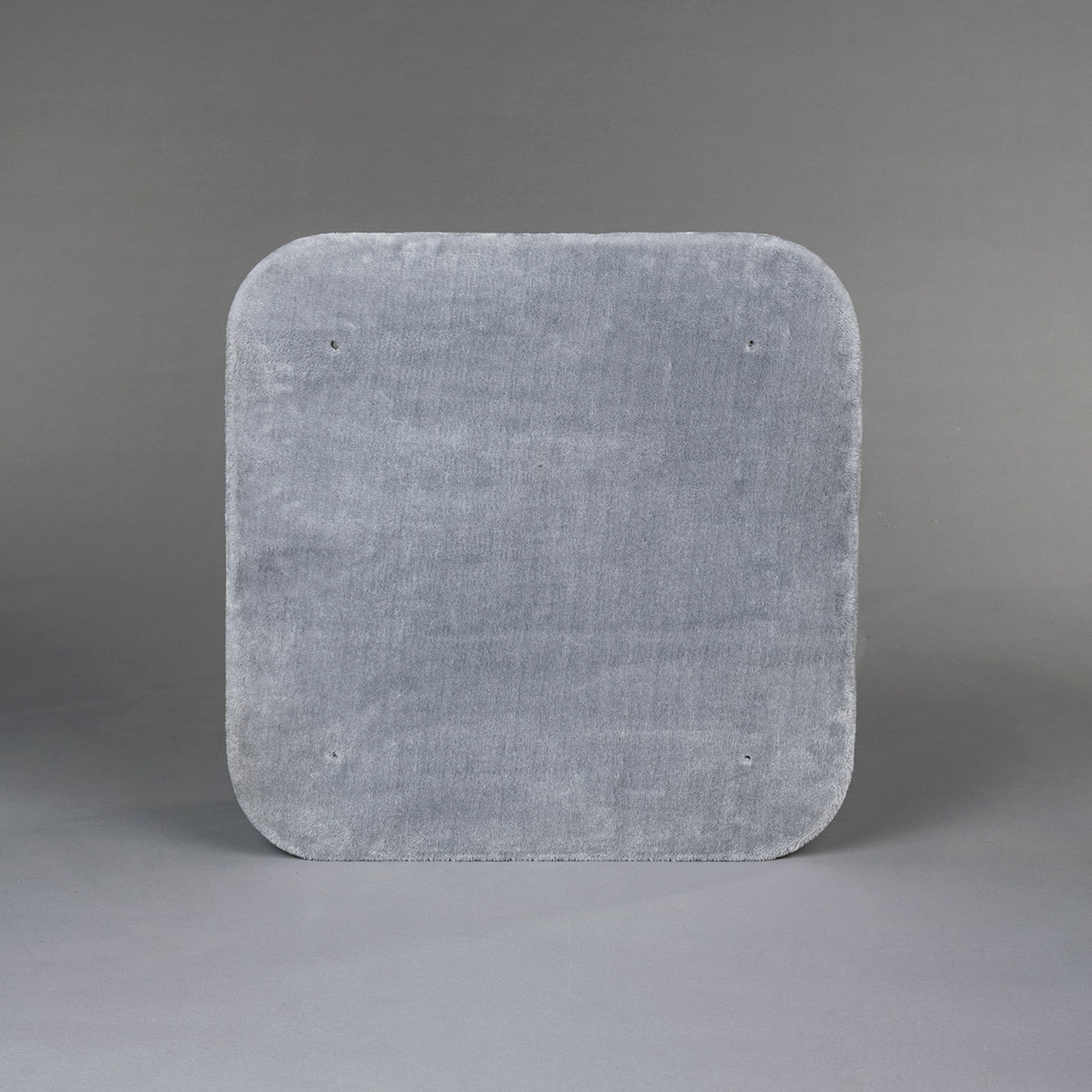 Upper Panel Light Grey, Panther 60 x 60 cm