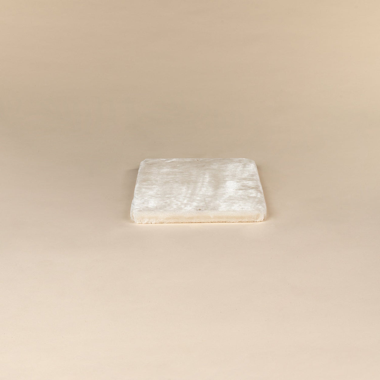 Scratching Barrel Middle Panel, Penthouse 47 x 35 cm (Cream)