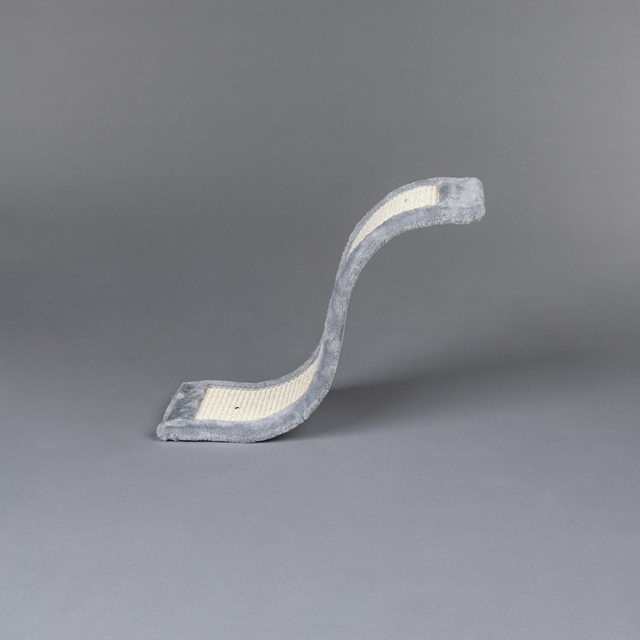 Curve Scratching Board, Kilimandjaro (Light Grey)