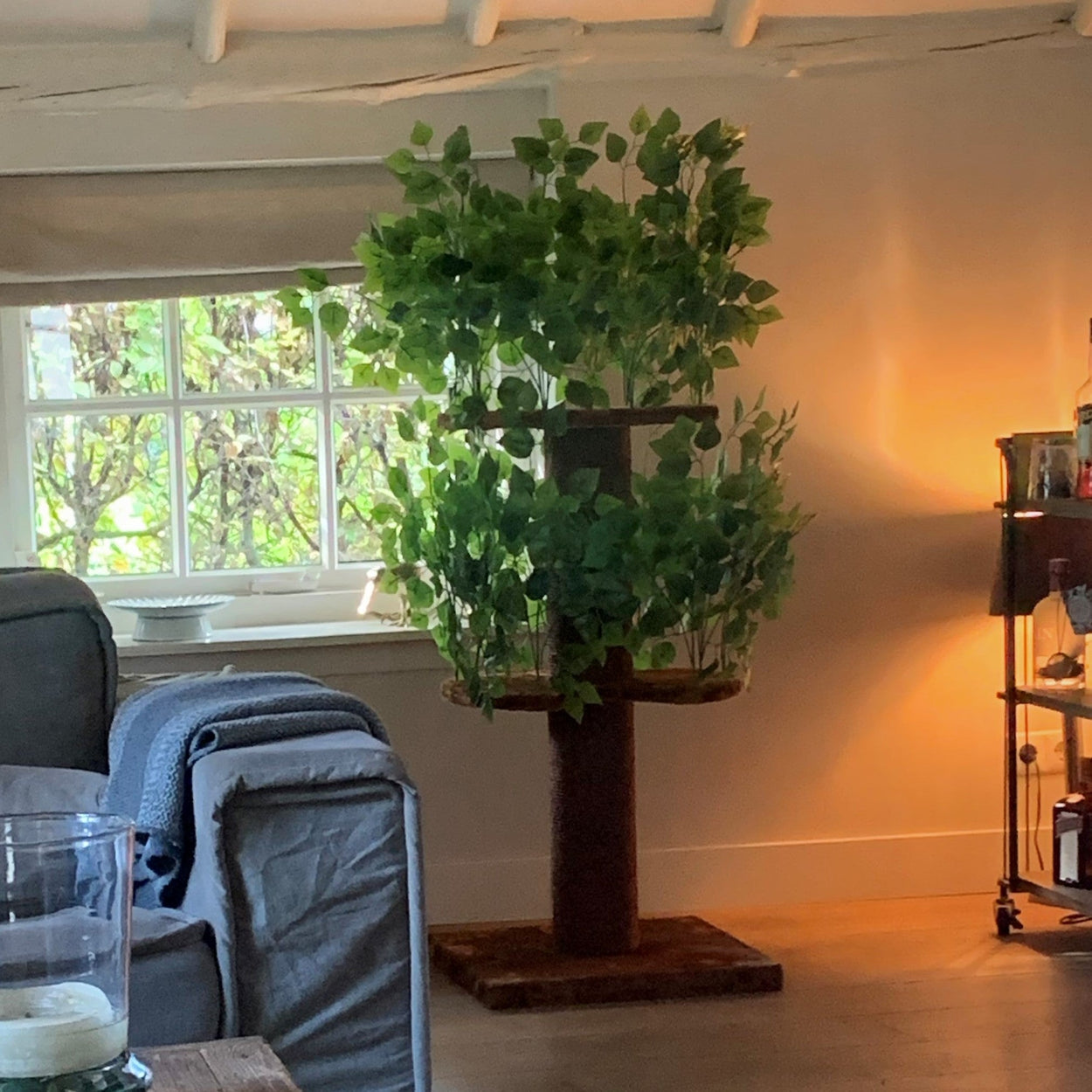 Design Cat Tree Natural Leaves (Brown)